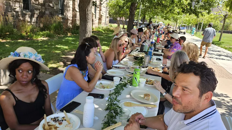 Image: Mile Long Table