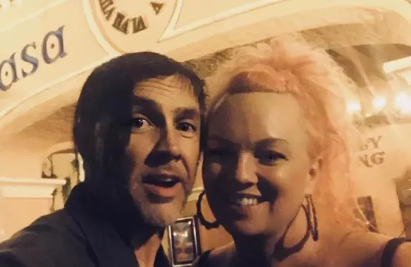Image: couple outside casa bonita.
