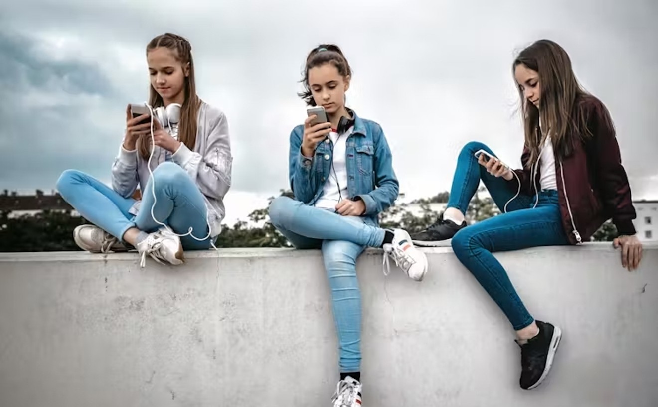 Analysis: Call for Social Media Warning Labels Underscores Concerns for Teen Mental Health