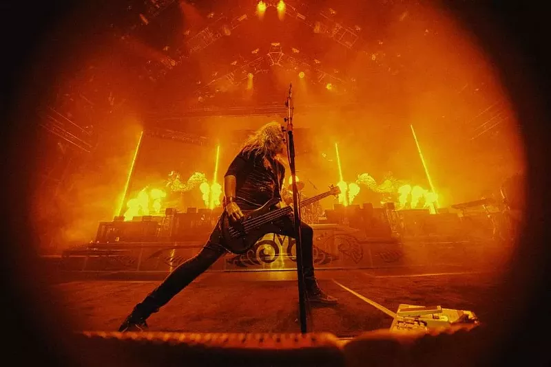 Image: mastodon on stage with fire