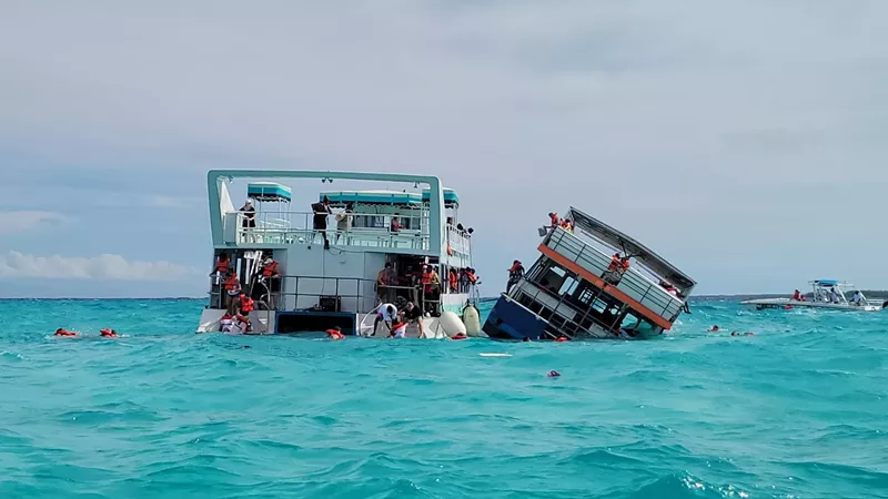 Image: A photo showing the catamaran that sank in the Bahamas on Tuesday, November 14, killing a Colorado woman.
