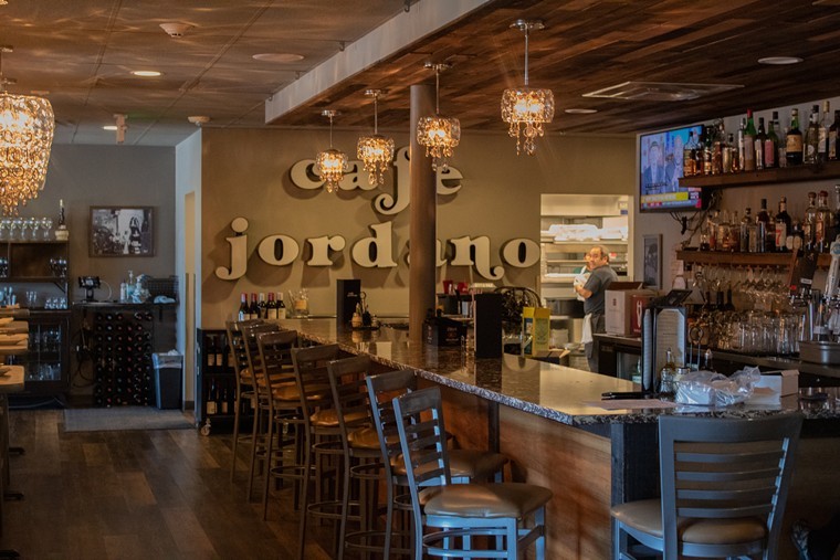 cafe-jordano-bar-nateday.jpg