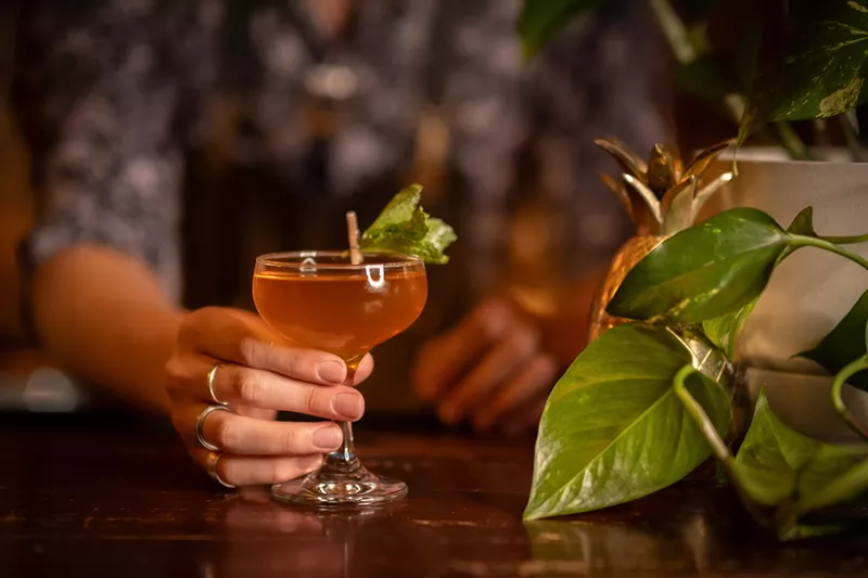 Image: a cocktail