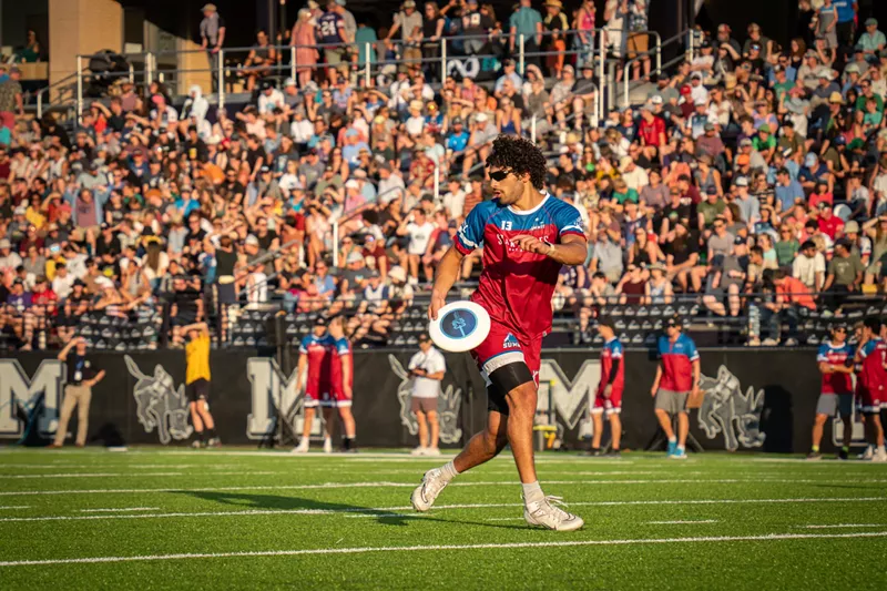 Image: The Colorado Summit are a professional ultimate Frisbee team in Colorado.