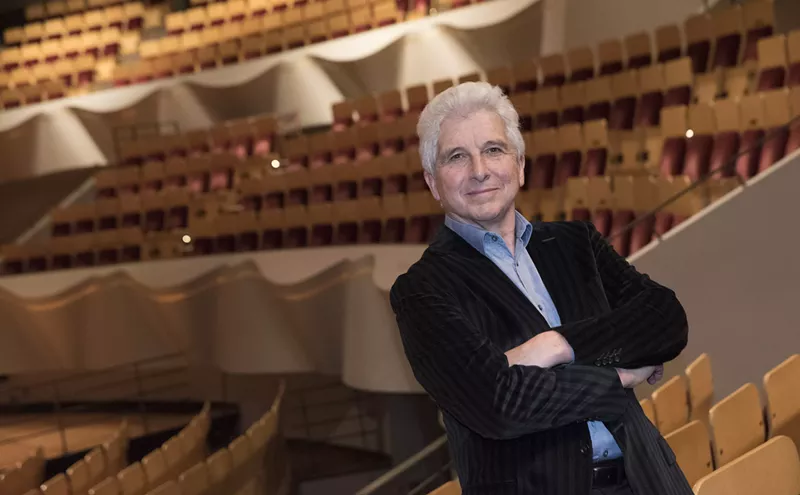 Image: Colorado Symphony Names Peter Oundjian as New Principal Conductor