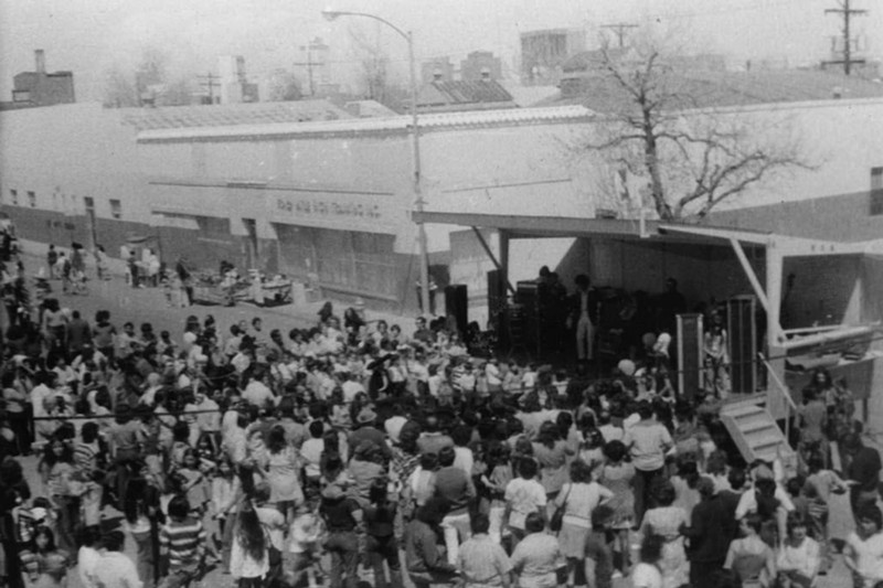 The Chicano movement sparked small celebrations of Cinco de Mayo, like this one on Santa Fe Drive in the Lincoln Park neighborhood in 1973, before NEWSED held its first celebration in 1988.