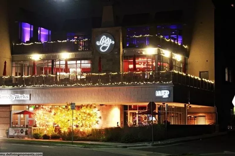 Image: the exterior of the comedy club Comedy Works