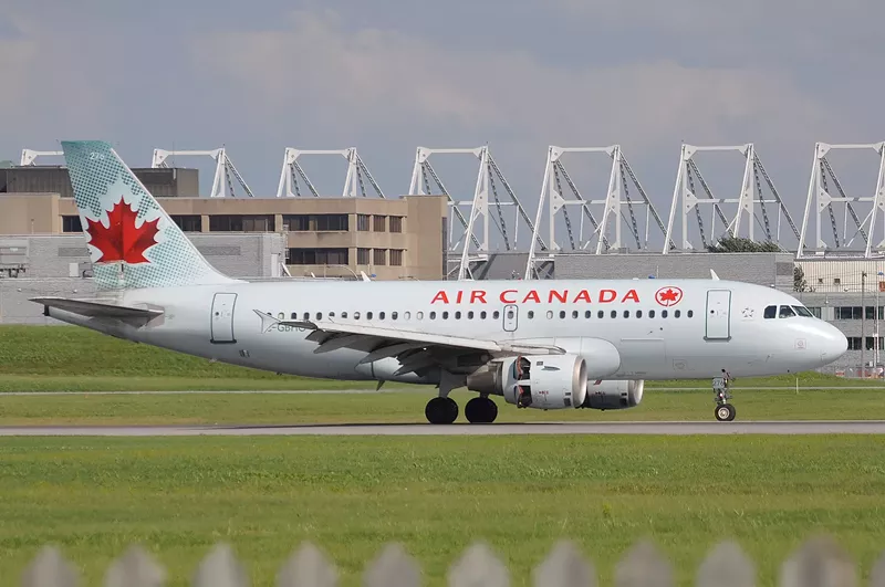 Image: Air Canada airplane