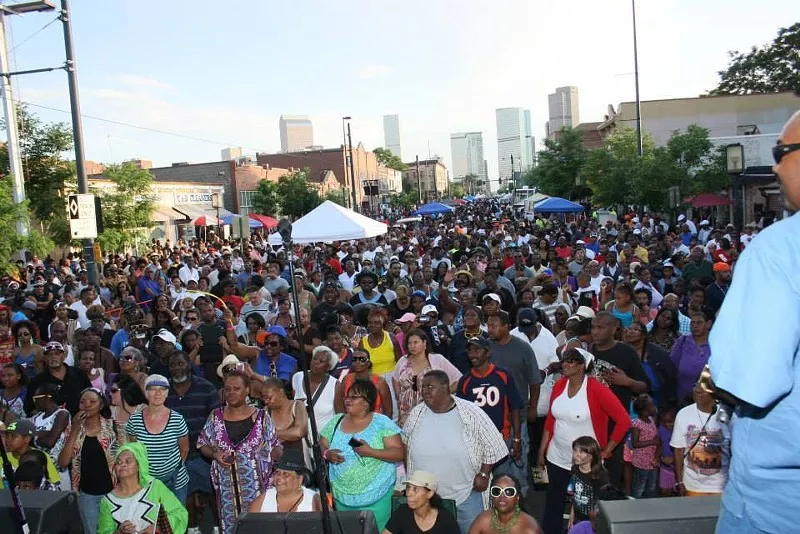 Image: crowd at outdoor music festival