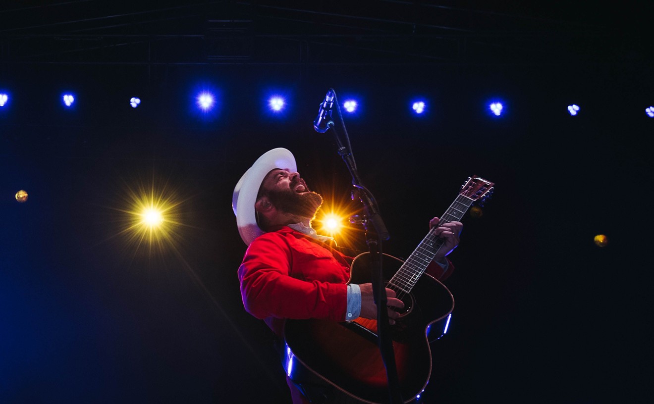 Drew Holcomb &amp; the Neighbors: Denver Is a "Top-Shelf City to Play Music In"