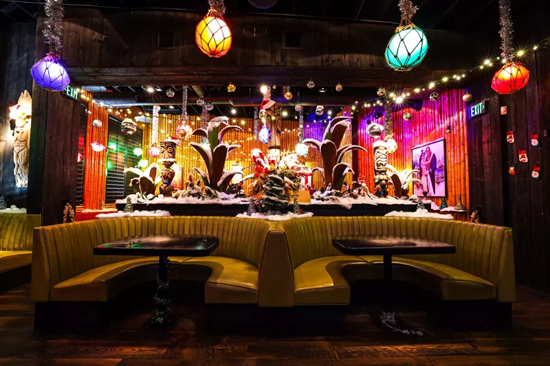 Image: tiki bar with christmas decor