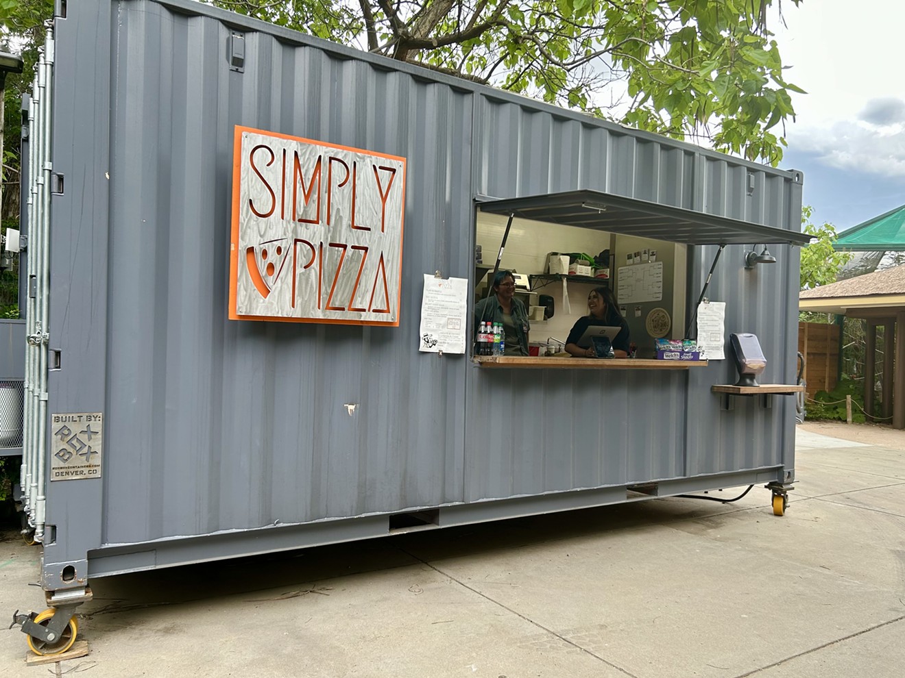 Simply Pizza Truck’s Denver Zoo location currently resides next to the Lorikeet Adventure exhibit.