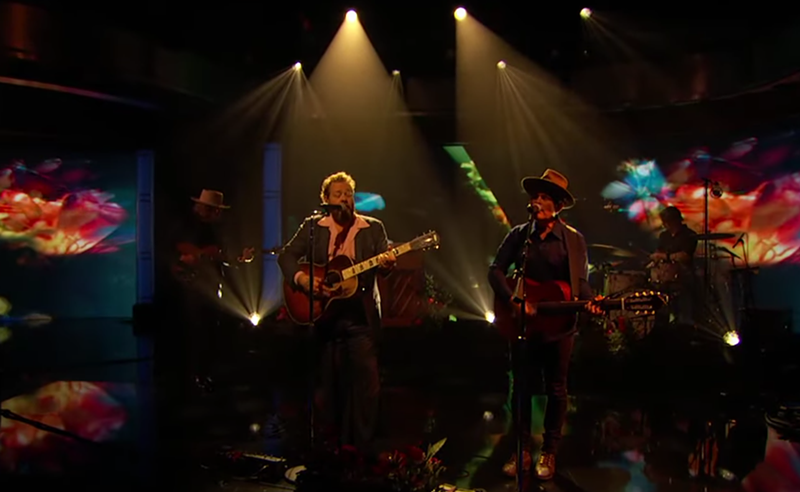 Image: Nathaniel Rateliff and Gregory Alan Isakov performing on Jimmy Kimmel