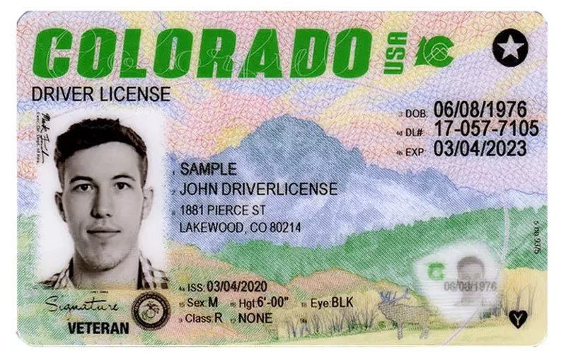 Image: The star in the top right corner indicates that this driver's license is Real ID compliant.