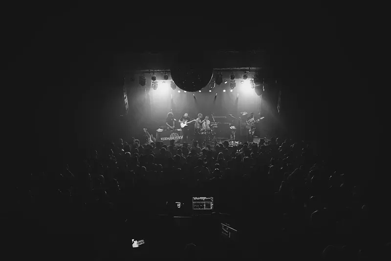 Image: TreVon performing live.