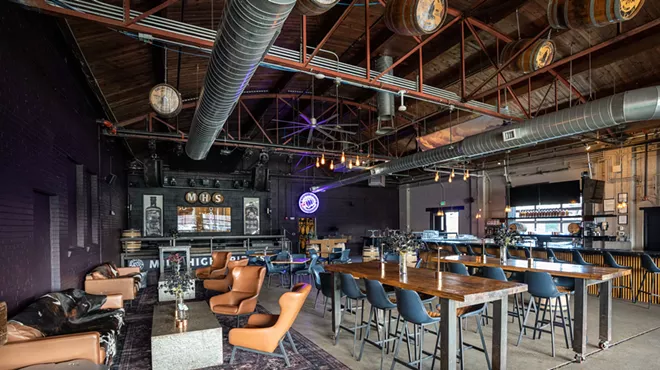 cocktail lounge