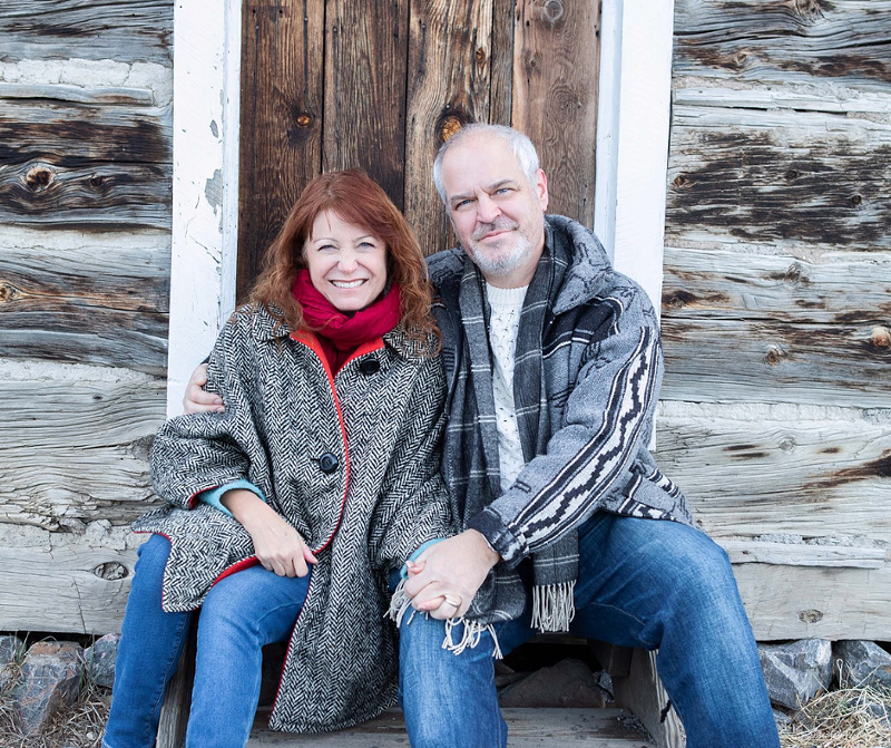 Image: Lisa DeCaro and Len Matheo.