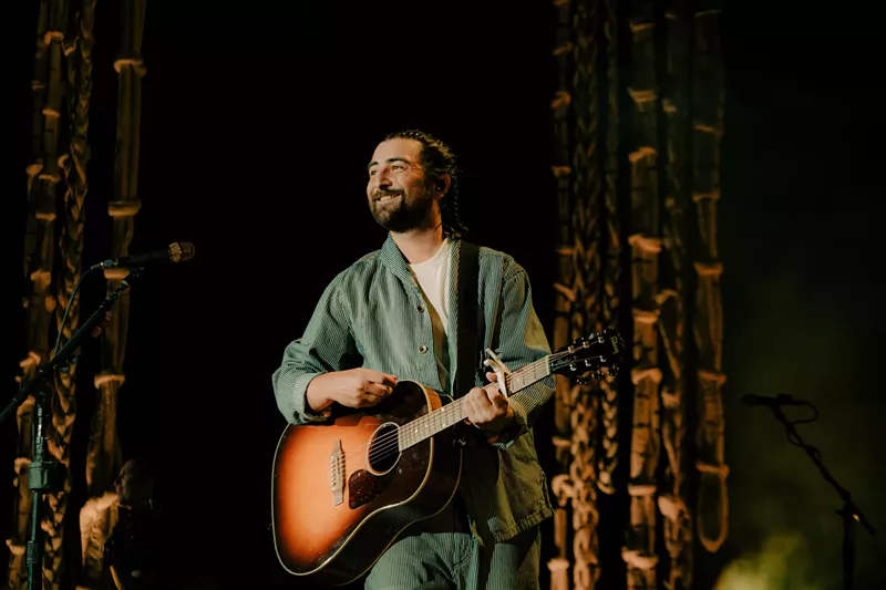 Image: Noah Kahan performing at Fiddler's Green outside Denver