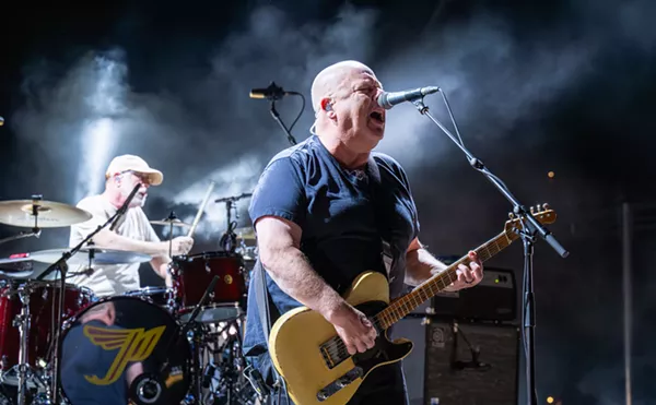 Image: Photos: Pixies and Spoon Keep the College Radio Vibes Alive at Red Rocks