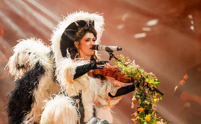 Image: Photos: Sierra Ferrell Stuns in Her Red Rocks Headlining Debut