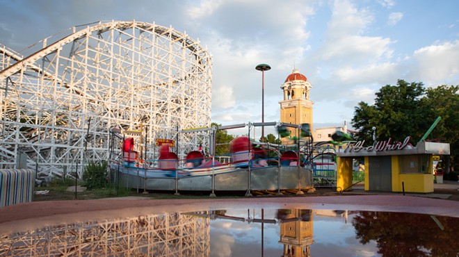 Lakeside Amusement Park Rides