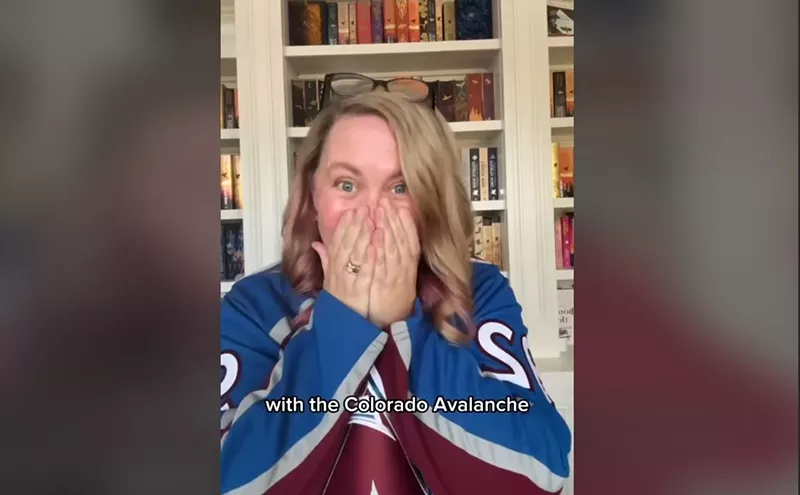 Image: Romantasy and Ice Hockey Collide: Rebecca Yarros Apologizes After Fourth Wing Night Tickets Sell Out Immediately
