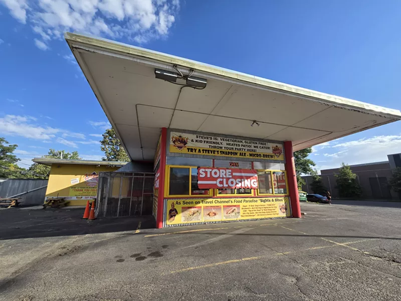 Image: exterior of a hot dog stand