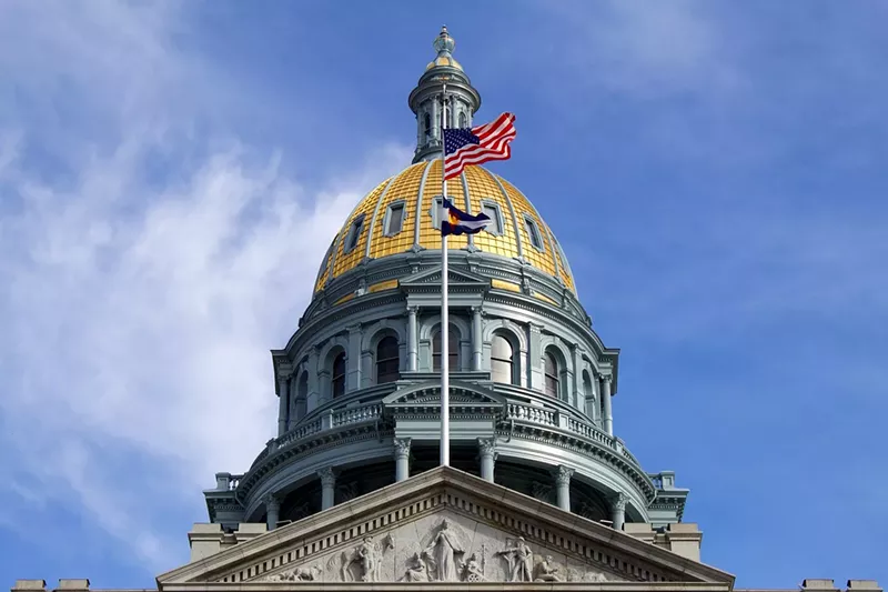 Image: capital dome against blue sky
