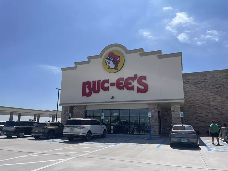 Image: exterior of a buc-ee's