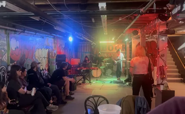 Image: This Longtime DIY Institution Is Hosting Concerts Again