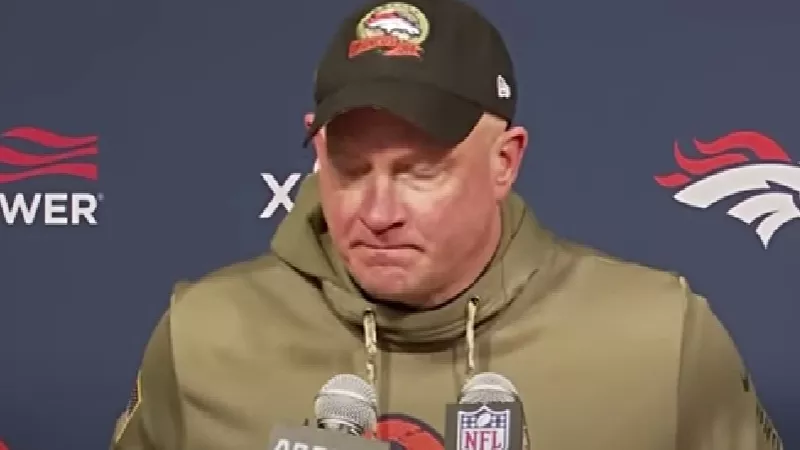 Image: Nathaniel Hackett feeling the pain after the Broncos' November 13 loss to the Tennessee Titans.