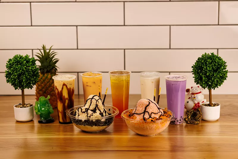 Image: various drinks and thai shaved ice