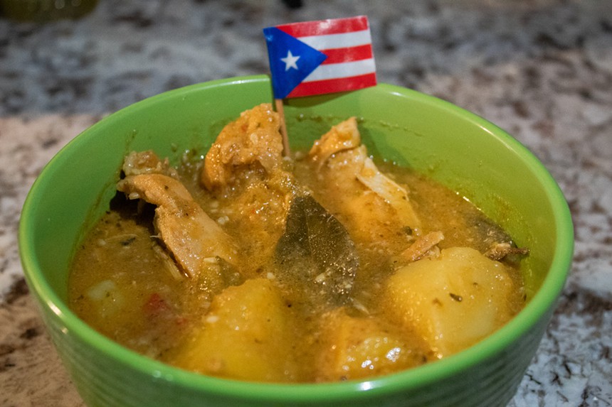 Sabor del Campo's chicken stew, pollo en fricasé. - NATE DAY