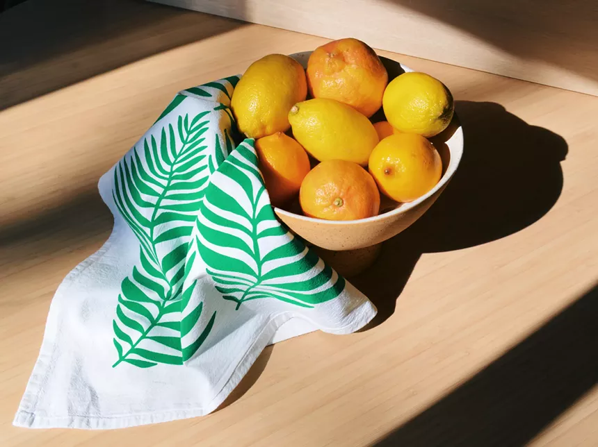 Palm Fronds Dinner Napkin. - GINA NISTICO