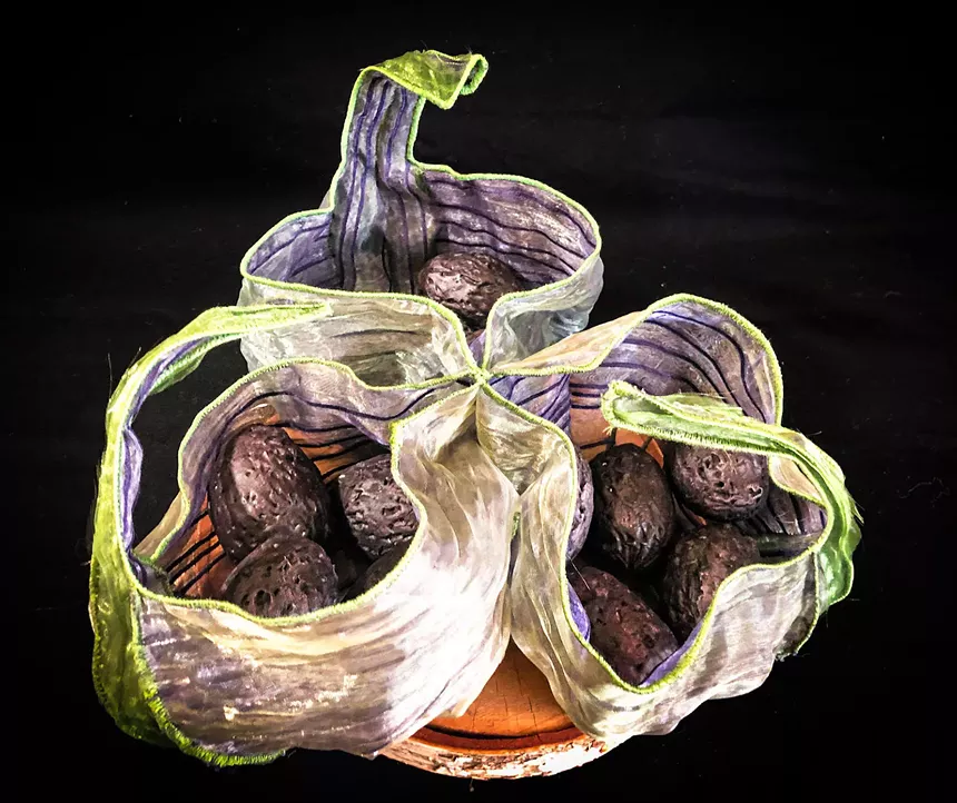 Laurie Hill Gibb, "Hellebore." - LAURIE HILL GIBB