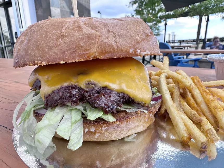 a cheeseburger