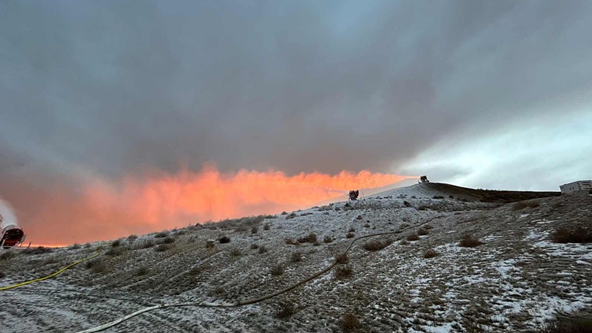 Snowmaking at Hoedown Hill