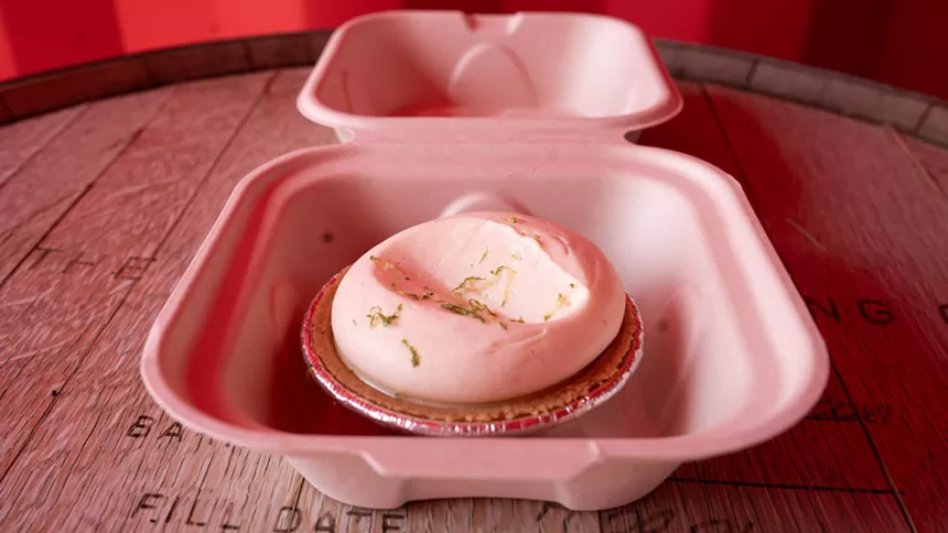 a small keylime pie