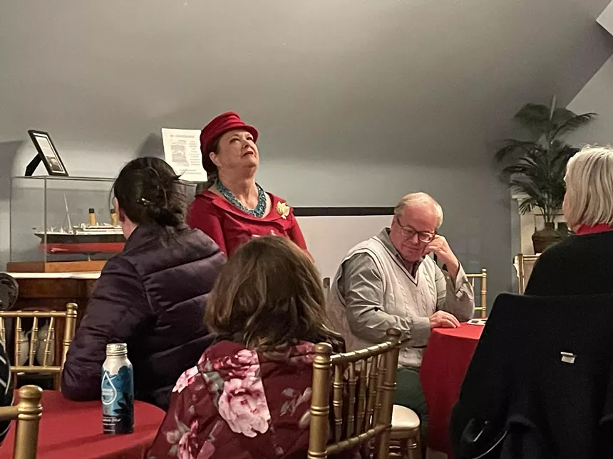 four women and man plan play
