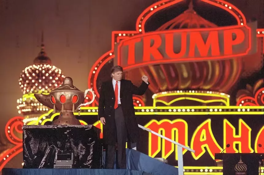 trump at casino opening