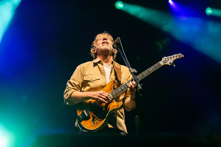 Trey Anastasio playing guitar