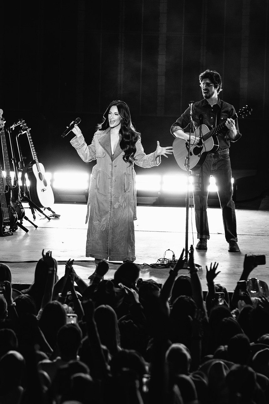 Kacey Musgraves trades smiles with the front row at Fiddler's Green. Jason Myers (@memorandum_media)