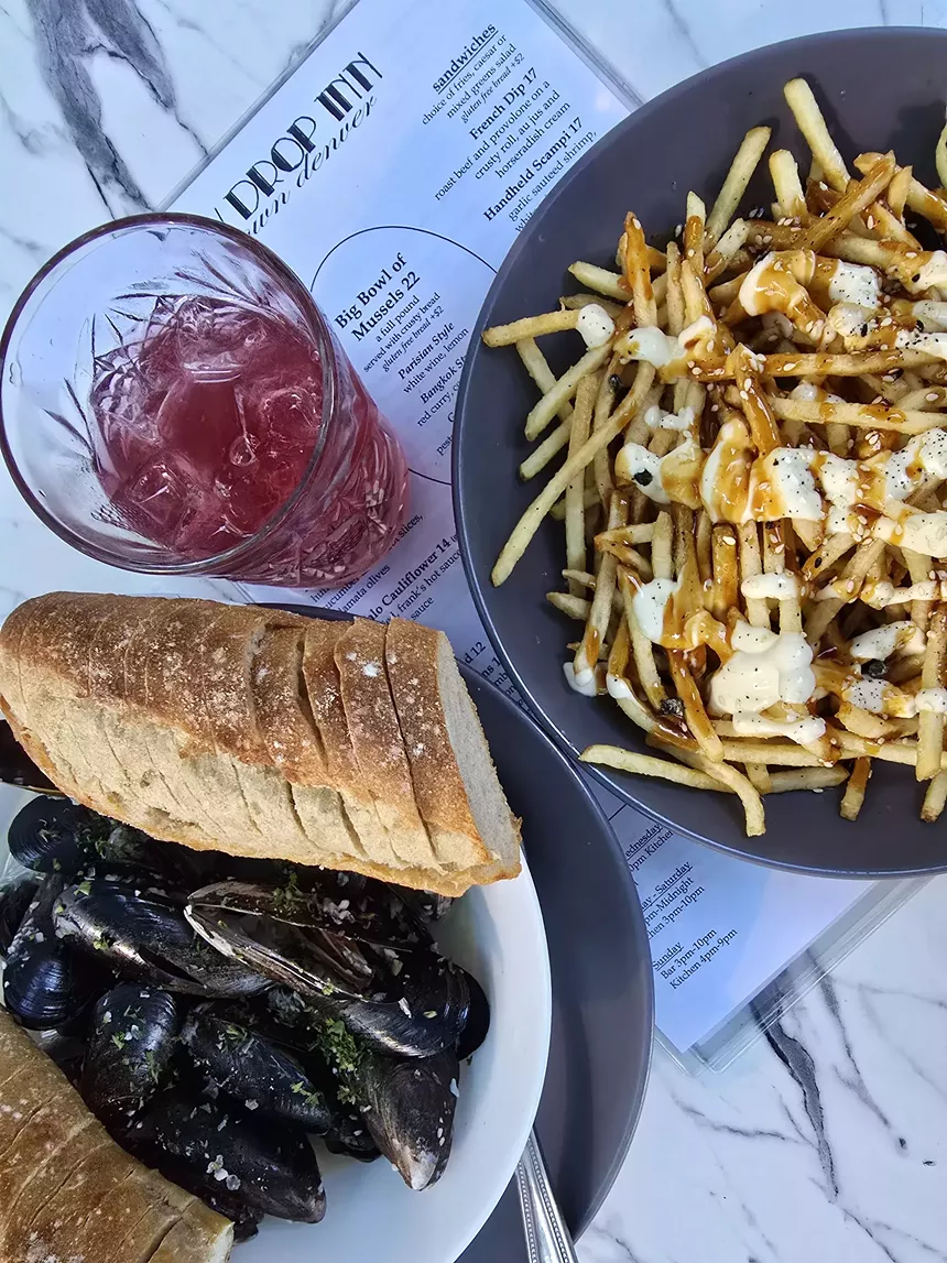 fries and a bowl of mussels