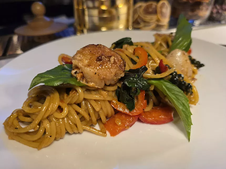 spaghetti and scallops