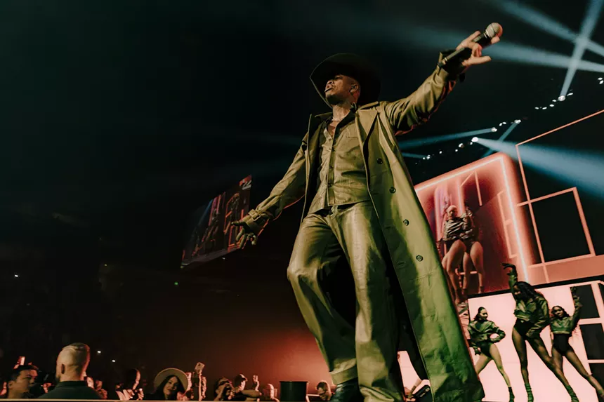 Ne-yo opening for Mary J Blige at Ball Arena in Denver