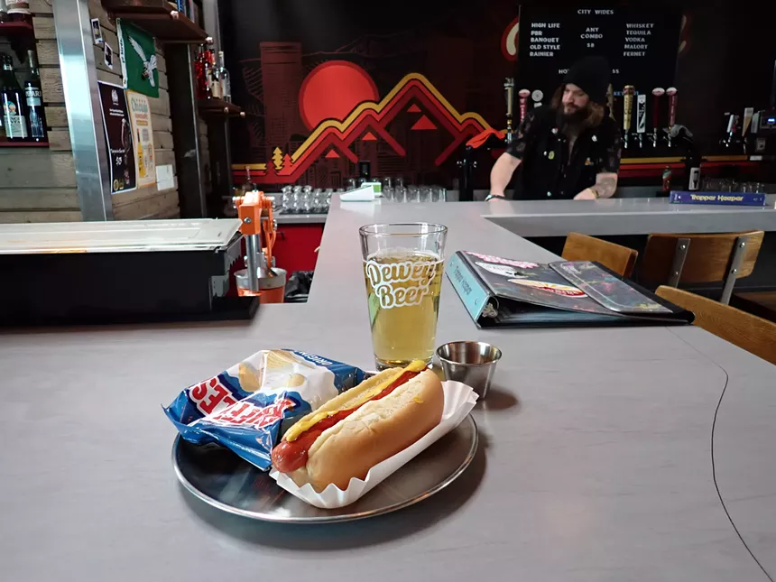 hot dog at bar