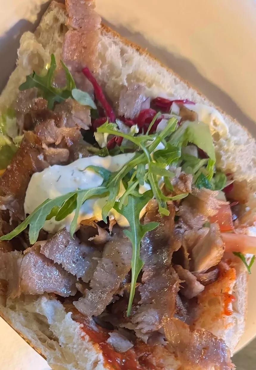 German doner sandwich meat o bread