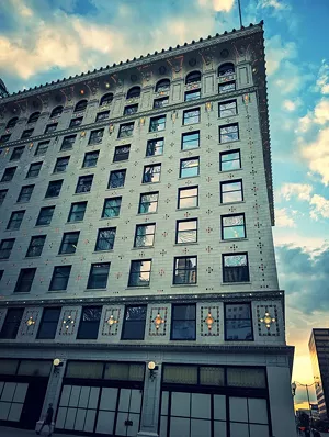 A photo of a building.