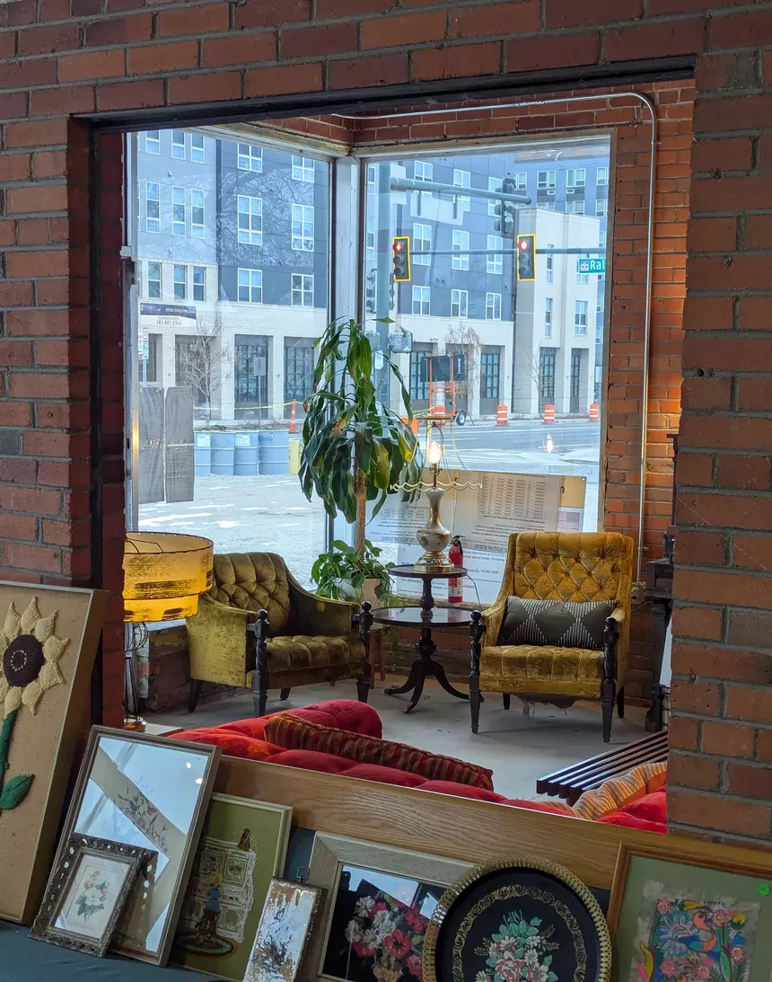 The inside of a coffee shop