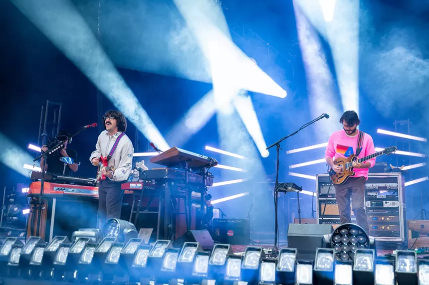 Goose guitar players